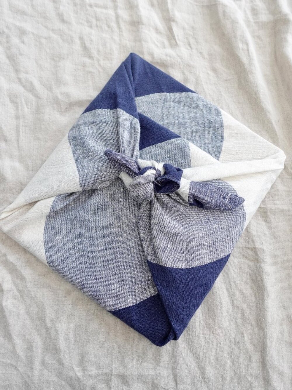 Reclaimed Linen Wrapping Cloth | Frayed Edge Sustainable Gift Wrap | Gingham Blu